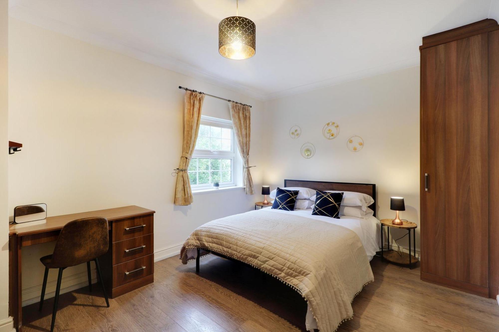 Perfect Home In Central Tunbridge Wells, Sleeps 10 מראה חיצוני תמונה